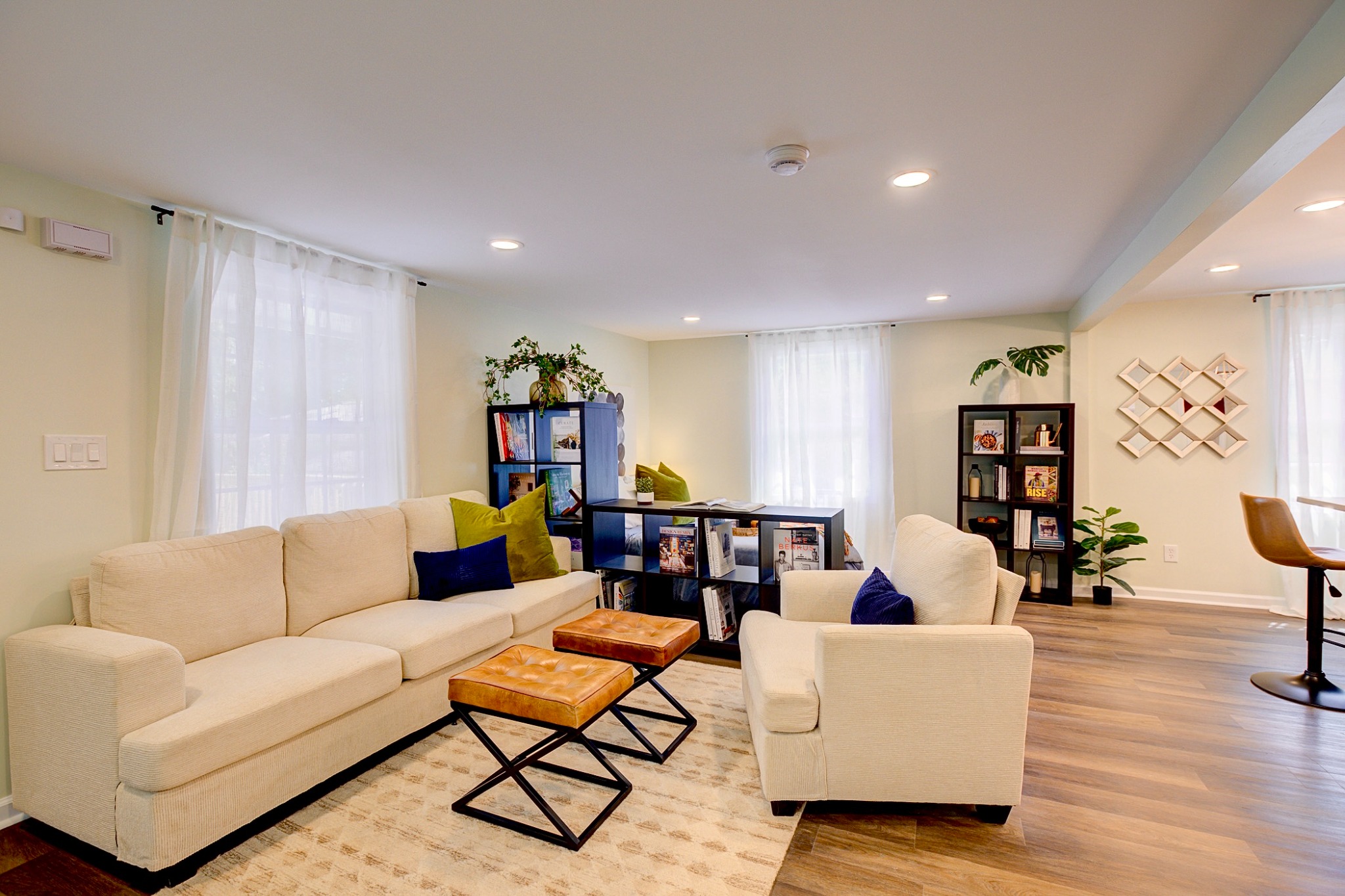Layered living area in the Atlanta guest apartment